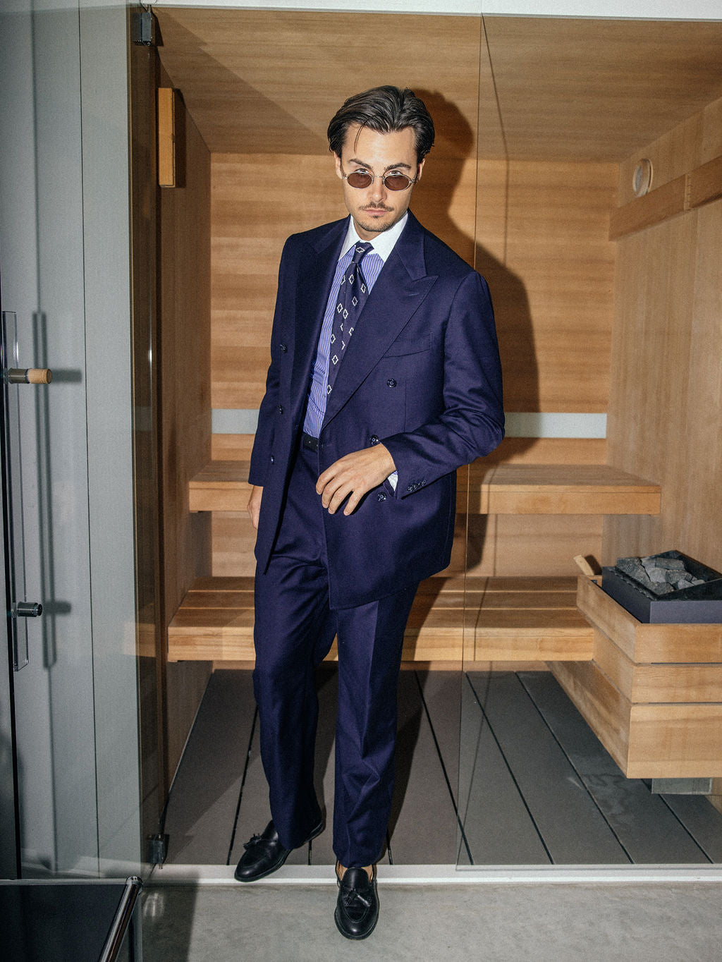Suit made of 100% Italian Wool